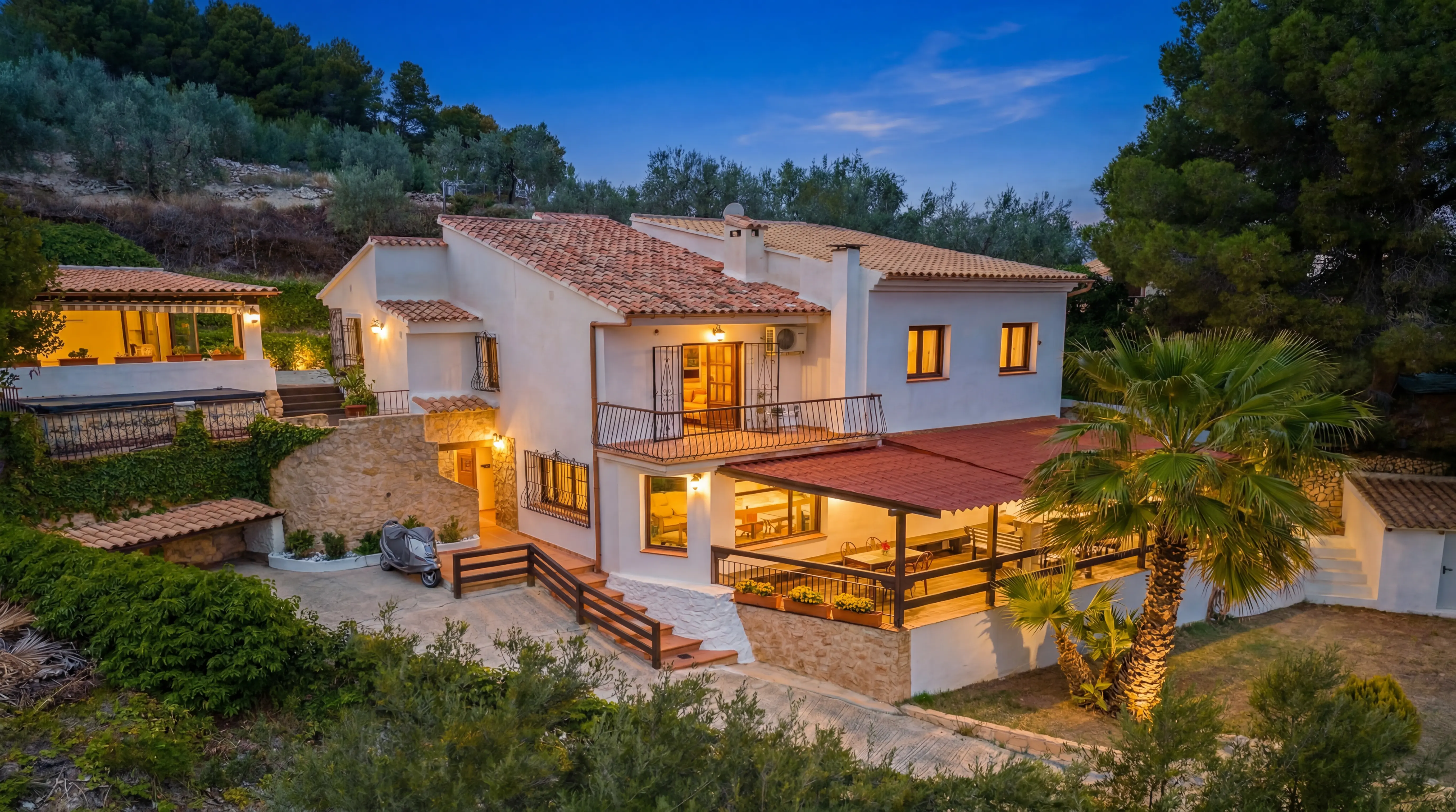 Villa Las Higueras en venta en Benimantell, Valle de Guadalest, Alicante interior